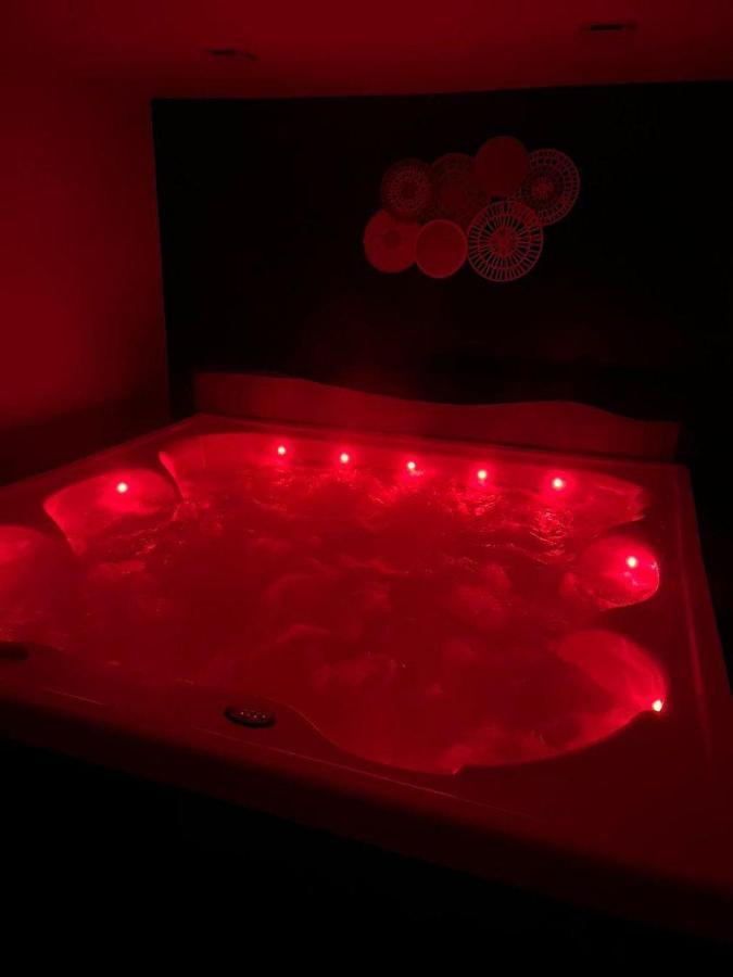 Roulotte La Boheme Est Son Spa En Baie De Somme Arrest Luaran gambar